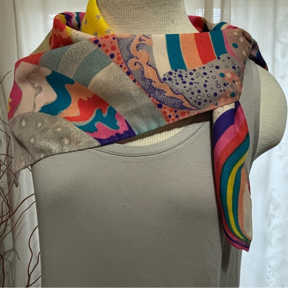 1970's nik-nik Scarf~Psychedelic Pattern~Designed in Paris~printed in Italy - Picture 6 of 11